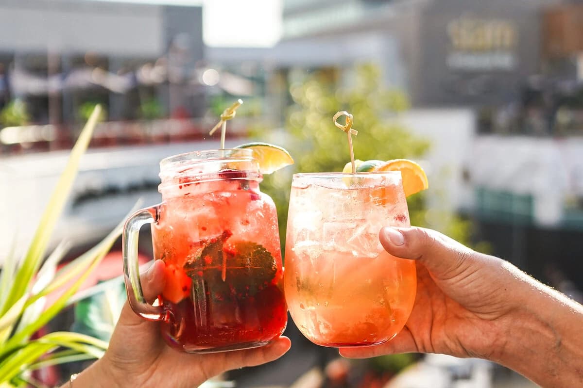 Cocktails & vins